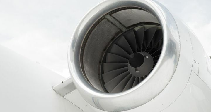 Aircraft engine maintenance